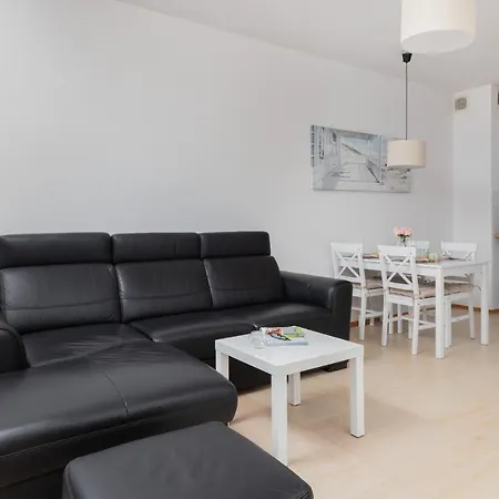 Beautiful Apartment Gdynia Czarnieckiego With Balcony By Noclegi Renters Exterior photo