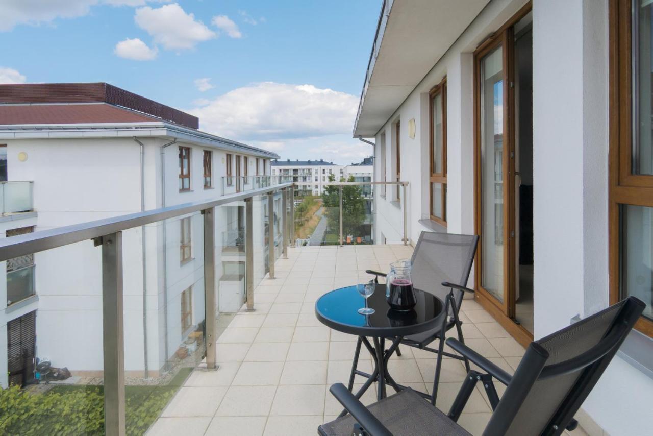 Apartment Beautiful Czarnieckiego With Balcony By Renters *